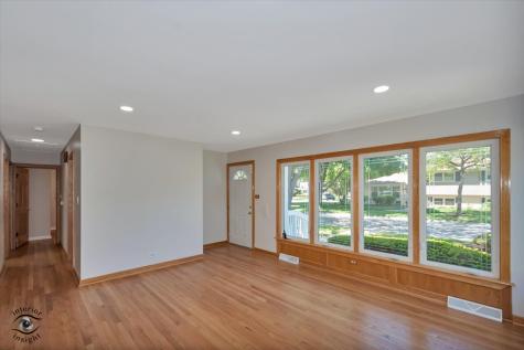 1005 East Park Street Arlington Heights IL 60005