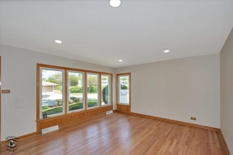 1005 East Park Street Arlington Heights IL 60005