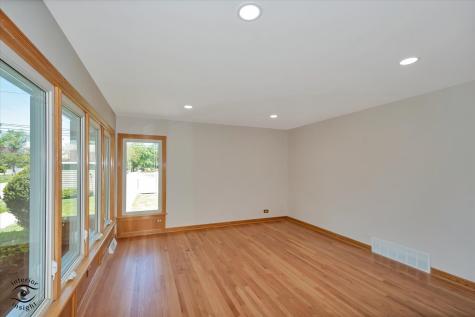 1005 East Park Street Arlington Heights IL 60005