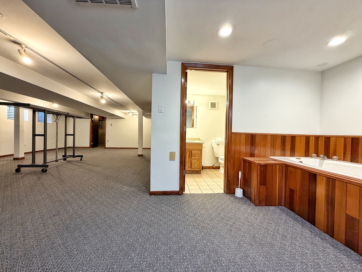 6710 Wedgewood Lane Willowbrook IL 60527