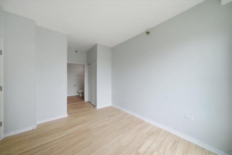 1 East 8th Street Chicago IL 60605