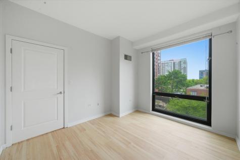 1 East 8th Street Chicago IL 60605