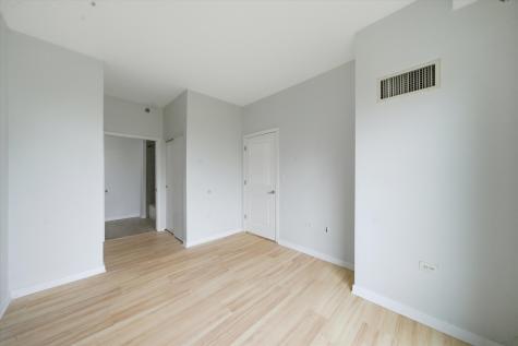 1 East 8th Street Chicago IL 60605