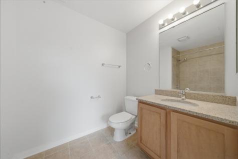 1 East 8th Street Chicago IL 60605