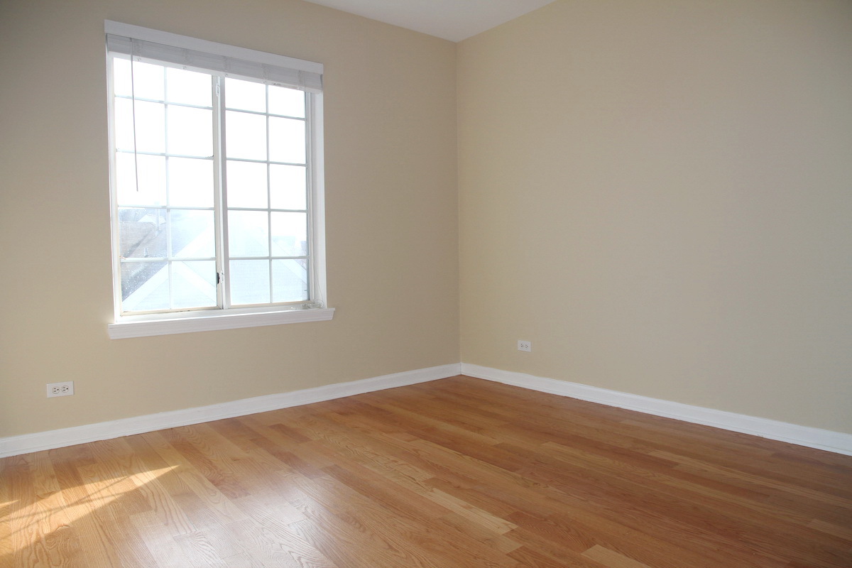 2226 Daybreak Drive Aurora IL 60503