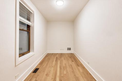 2132 North Oakley Avenue Chicago IL 60647