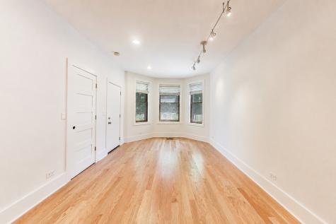2132 North Oakley Avenue Chicago IL 60647