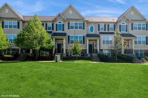 69 Melrose Court South Elgin IL 60177