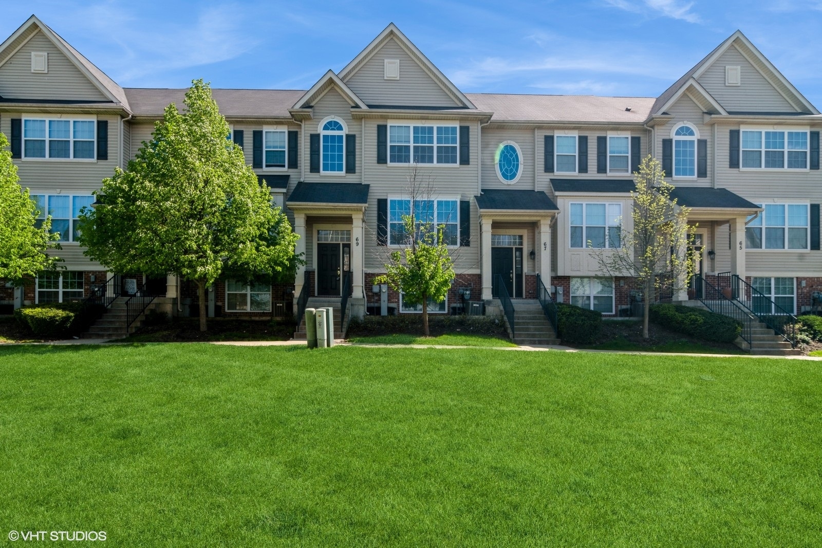 69 Melrose Court South Elgin IL 60177