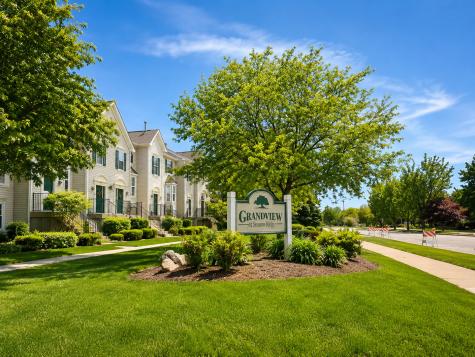 1917 Grandview Place Montgomery IL 60538