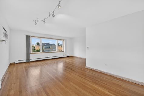 8312 West Summerdale Avenue Chicago IL 60656