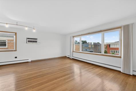 8312 West Summerdale Avenue Chicago IL 60656