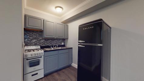 21 East Division Street Chicago IL 60610
