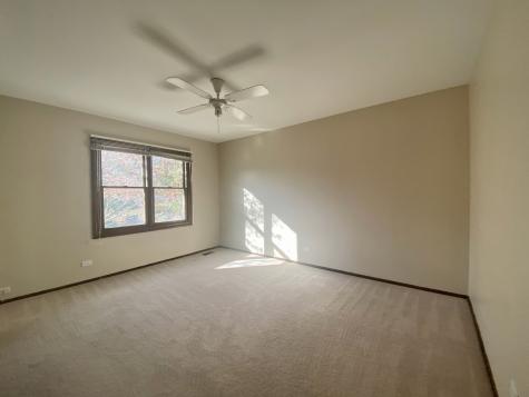 30 Wildwood Drive Roselle IL 60172