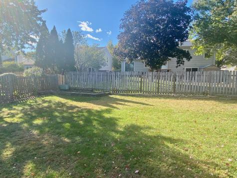 30 Wildwood Drive Roselle IL 60172