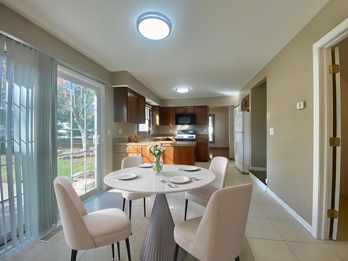 30 Wildwood Drive Roselle IL 60172