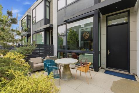 1019 North Cleveland Avenue Chicago IL 60610