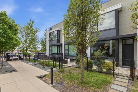 1019 North Cleveland Avenue Chicago IL 60610