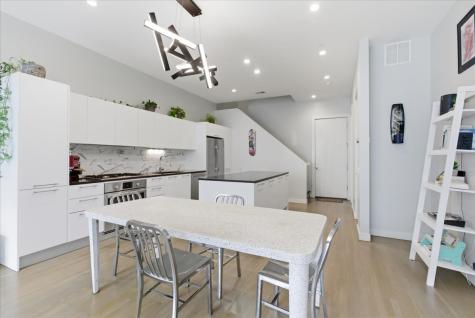 1019 North Cleveland Avenue Chicago IL 60610