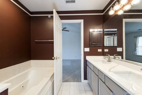 2838 North Greenwood Avenue Arlington Heights IL 60004