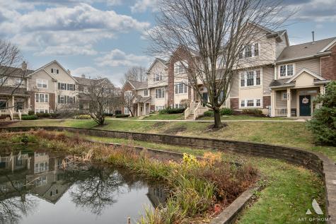 2838 North Greenwood Avenue Arlington Heights IL 60004