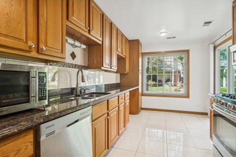 1316 East Evergreen Drive Palatine IL 60074