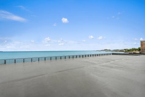 7337 South South Shore Drive Chicago IL 60649