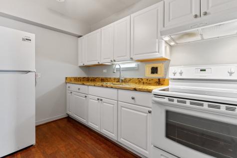 7337 South South Shore Drive Chicago IL 60649