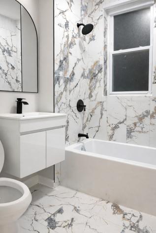 3927 West Lexington Avenue Chicago IL 60624