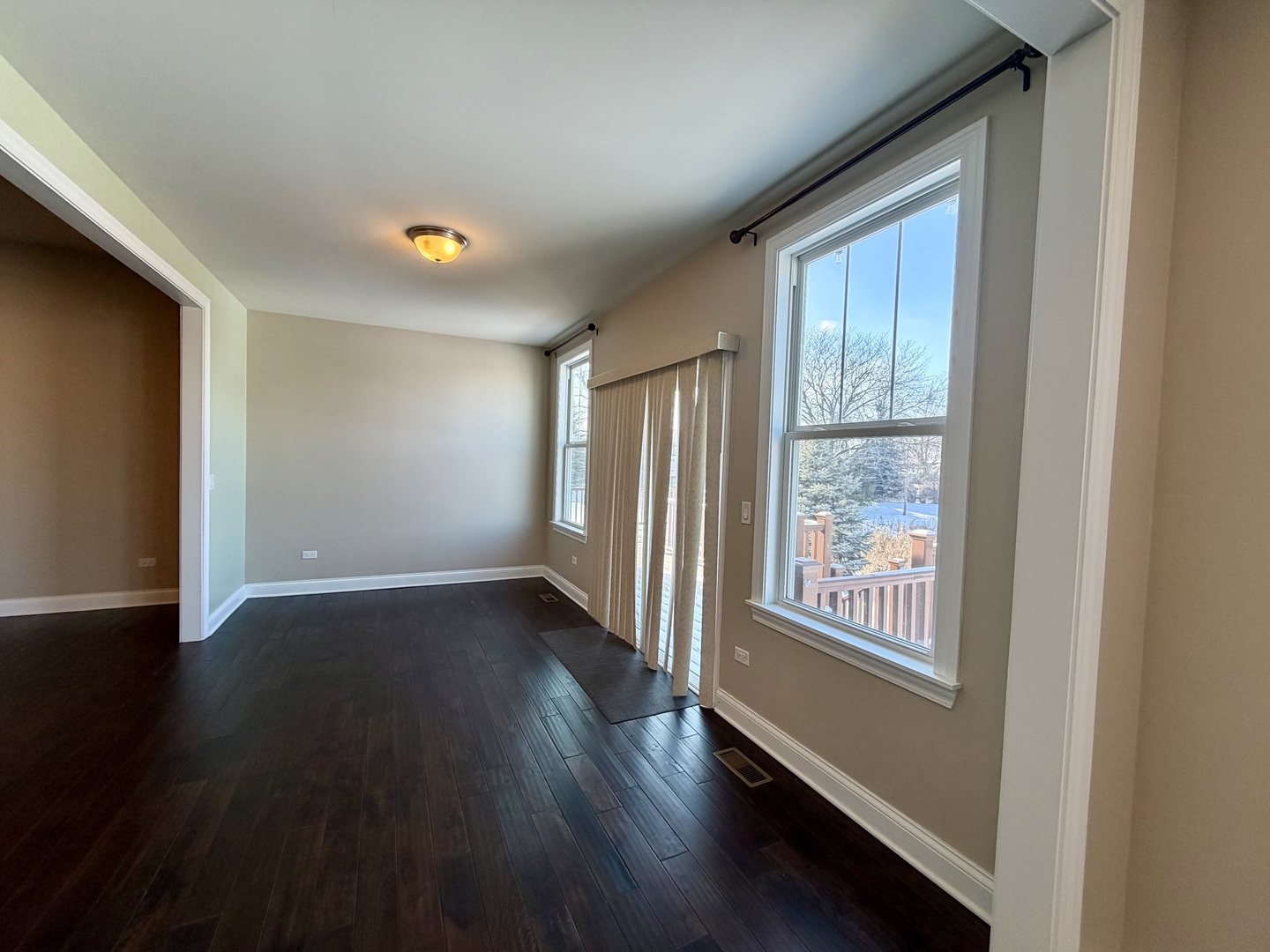 3907 Nannyberry Street Naperville IL 60564