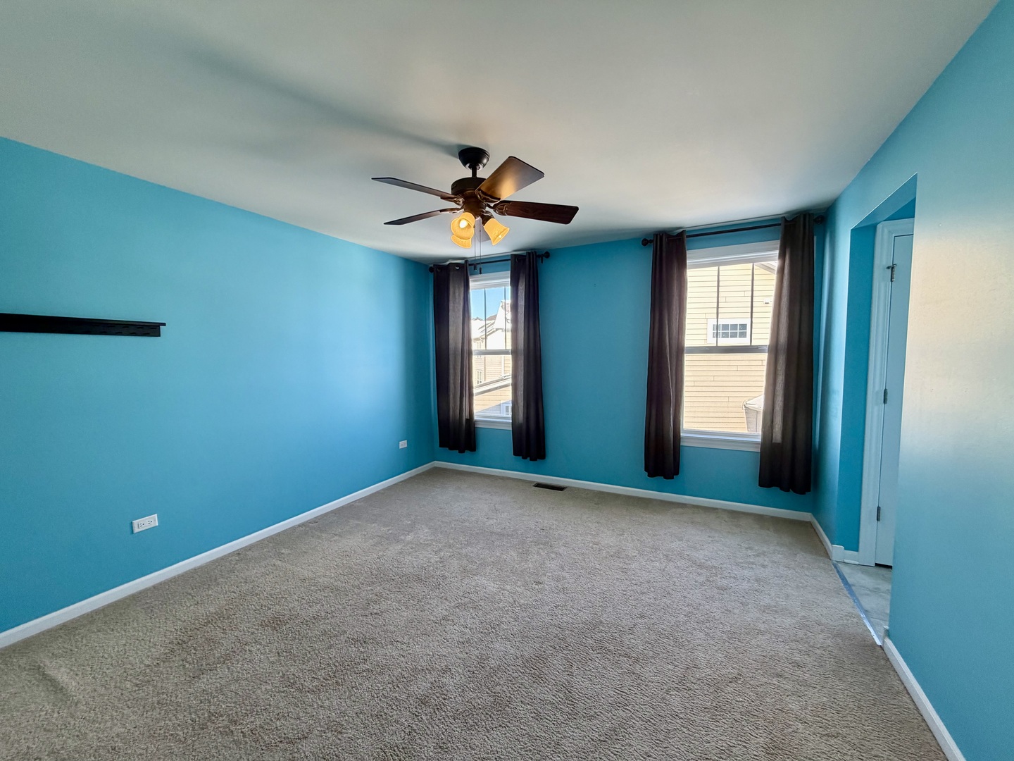3907 Nannyberry Street Naperville IL 60564