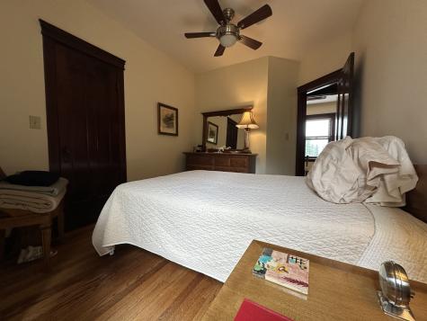 4616 North Sacramento Avenue Chicago IL 60625