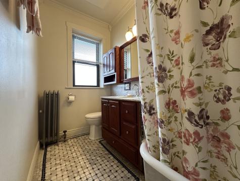 4616 North Sacramento Avenue Chicago IL 60625