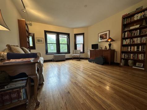 4616 North Sacramento Avenue Chicago IL 60625