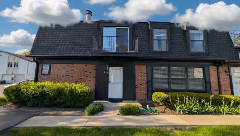 1216 Inverrary Lane Deerfield IL 60015