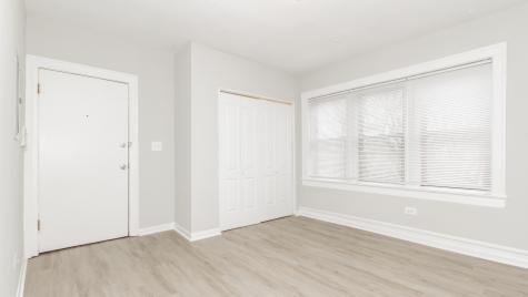 2724 West Rosemont Avenue Chicago IL 60659