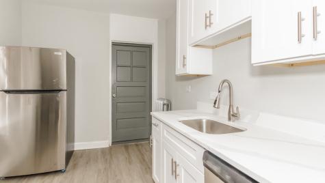 2724 West Rosemont Avenue Chicago IL 60659
