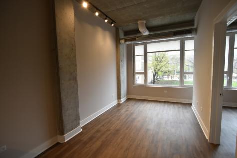 3833 North Broadway Street Chicago IL 60613