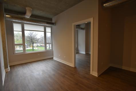 3833 North Broadway Street Chicago IL 60613