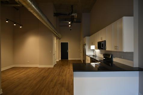3833 North Broadway Street Chicago IL 60613