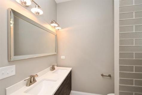 1545 North Claremont Avenue Chicago IL 60622