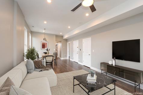 1545 North Claremont Avenue Chicago IL 60622