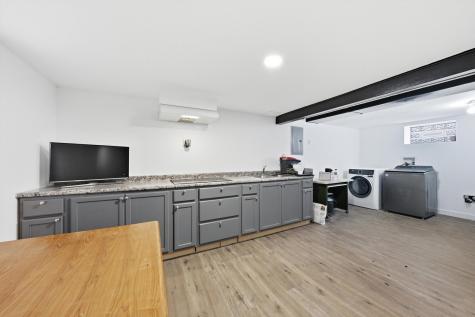 4605 South Laramie Avenue Chicago IL 60638