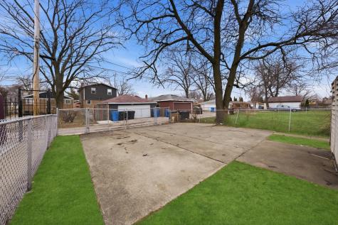 4605 South Laramie Avenue Chicago IL 60638