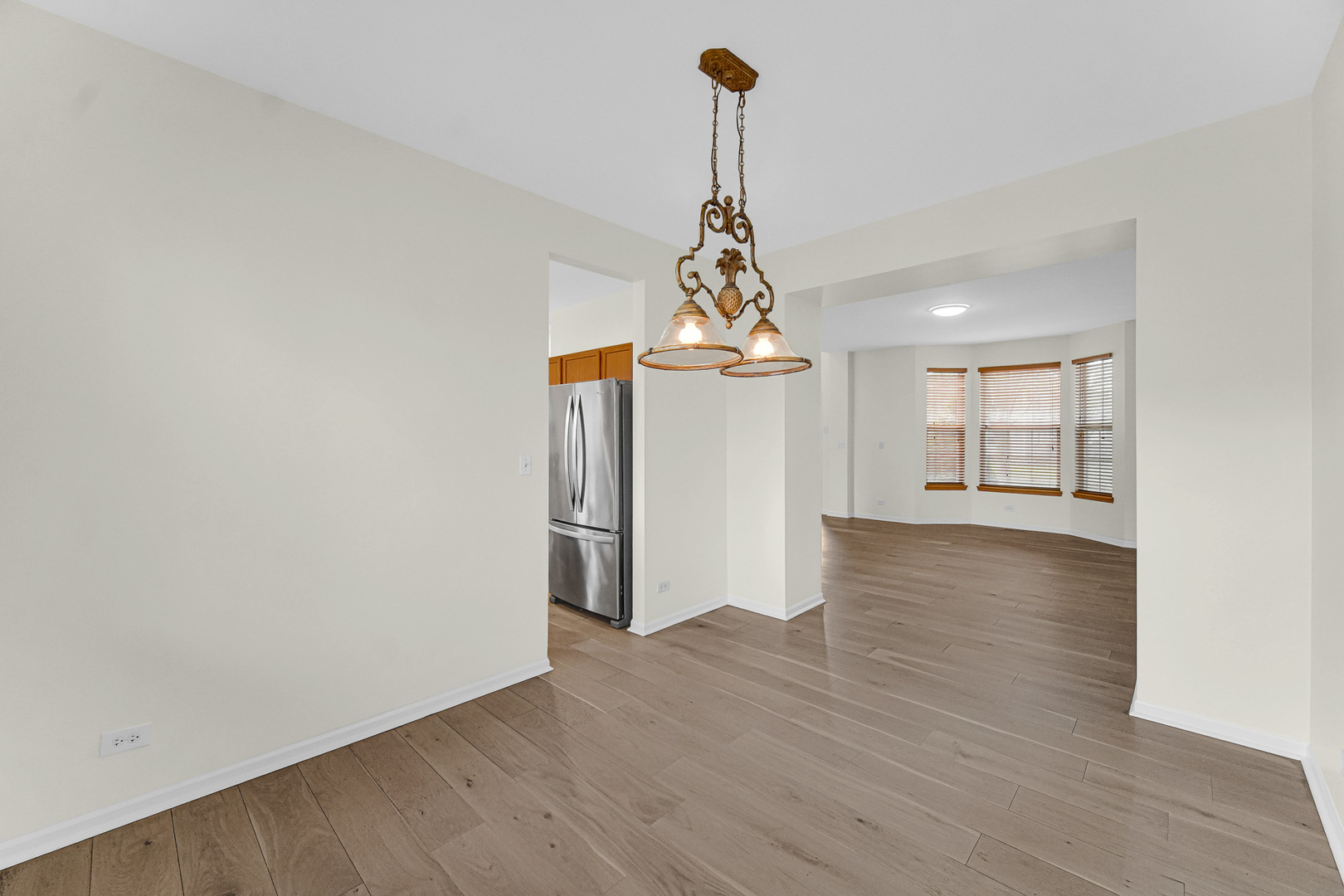 1998 Conway Lane Aurora IL 60503