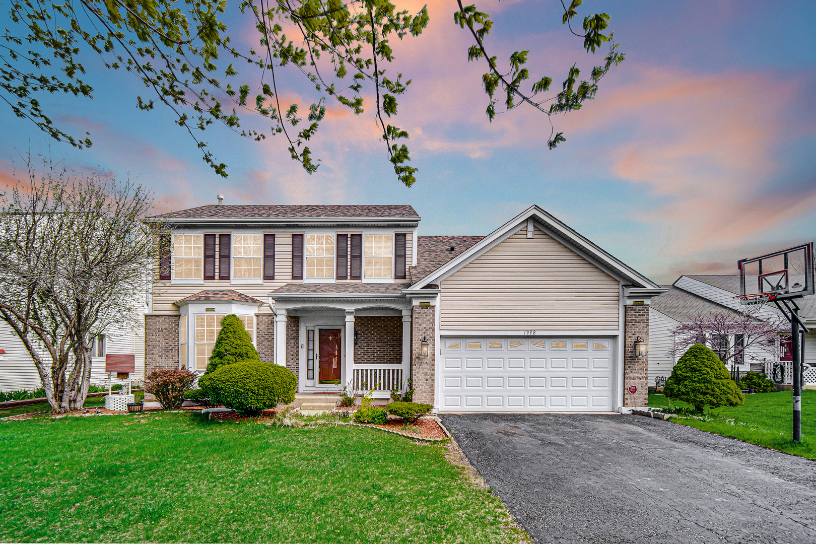 1998 Conway Lane Aurora IL 60503