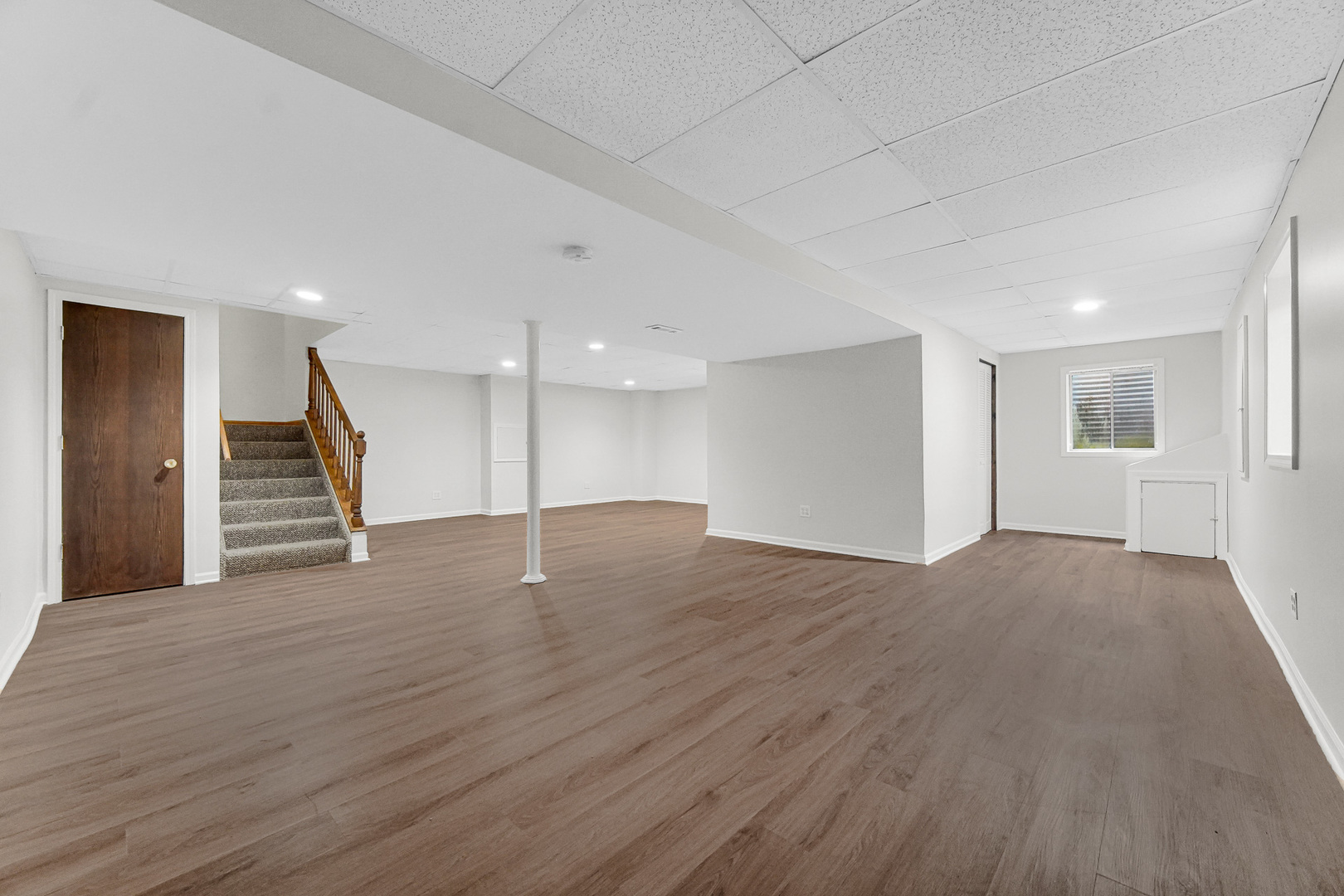 1998 Conway Lane Aurora IL 60503
