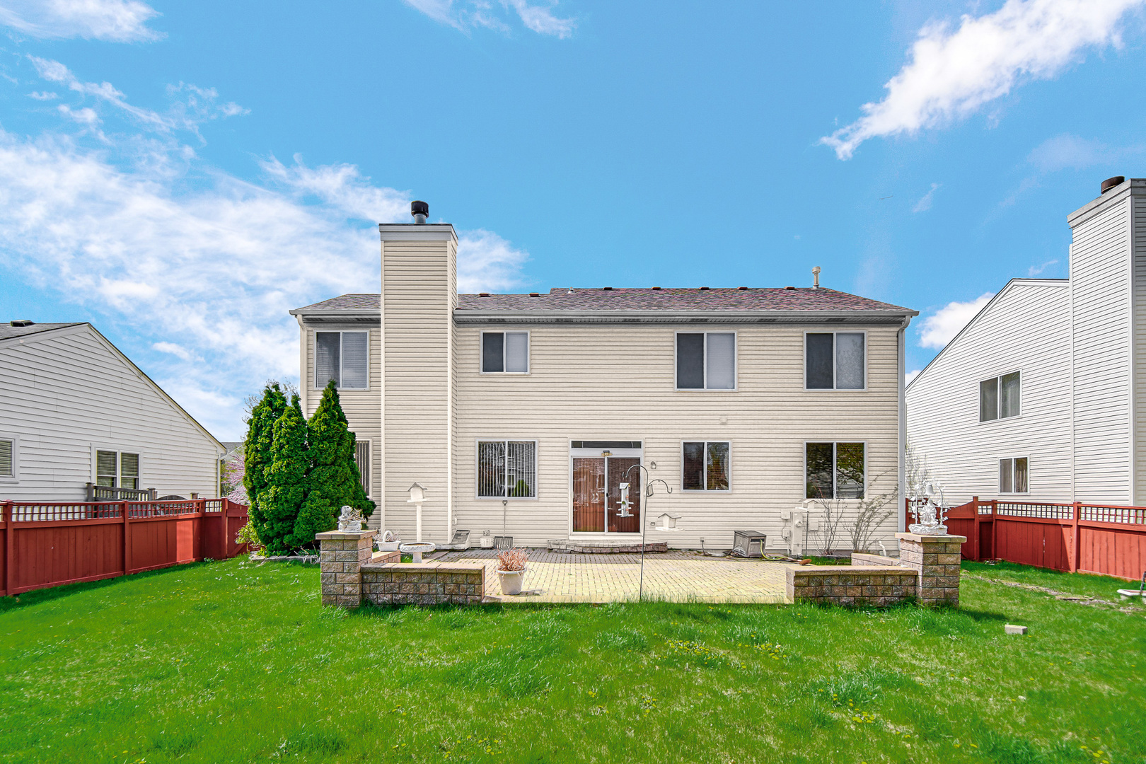 1998 Conway Lane Aurora IL 60503