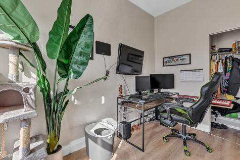 2346 West Thomas Street Chicago IL 60622