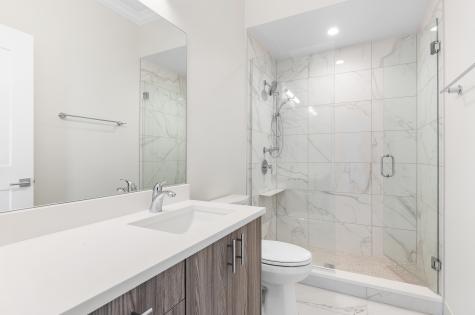 835 Lake Street Oak Park IL 60301